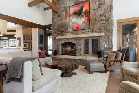 Private Hot Tub, Theater Room, Valet Parking and Ski & Boot Storage at Ritz Carlton House in Edwards