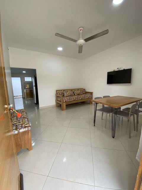 Communal lounge/ TV room, Living room, Dining area