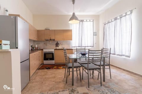 Omiros - Spacious Seaside House in Poros Apartment in Poros