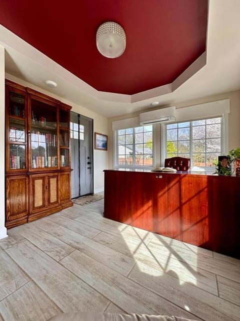 Ranch Garden Retreat House in Norcross