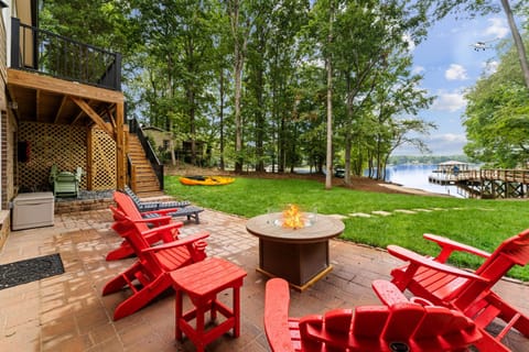 Patio, Activities, Lake view, fireplace