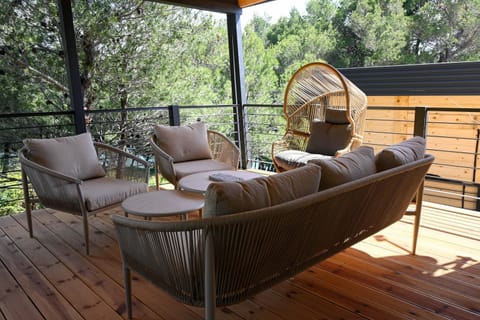 Day, View (from property/room), Balcony/Terrace, Seating area, Garden view