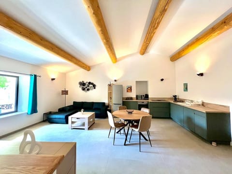 Kitchen or kitchenette, Living room, Dining area