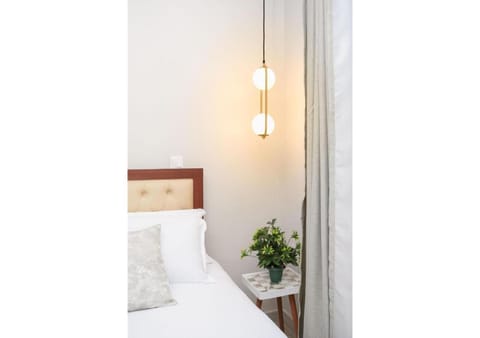 Bed, Bedroom, towels, wardrobe