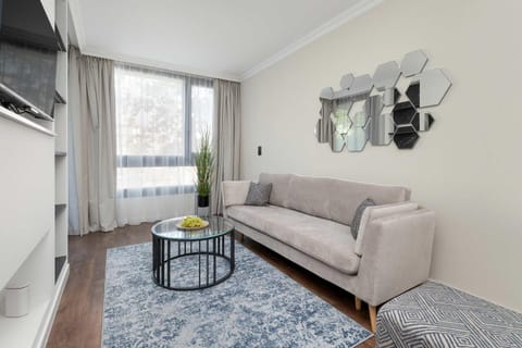 TV and multimedia, Living room, Seating area, air conditioner