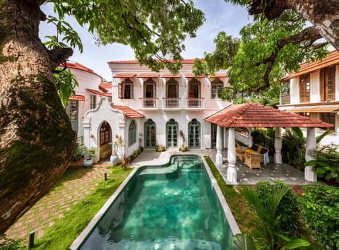 Garden, Swimming pool