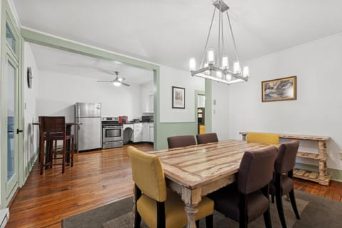 Kitchen or kitchenette, Dining area, furniture
