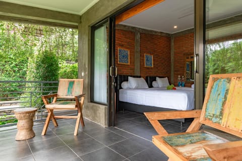 Day, View (from property/room), Balcony/Terrace, Seating area, Garden view