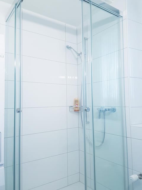 GRANDE SUITE with kitchen dish washer, dryer washer Hotel in Zurich City