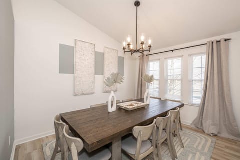 Walton Arkside Oasis House in Ohio