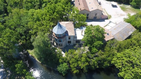 Property building, Bird's eye view