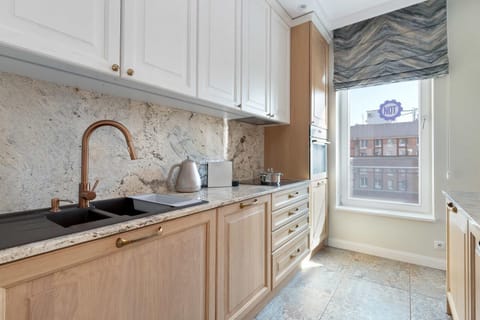 Kitchen or kitchenette, dishwasher, pet friendly, stove