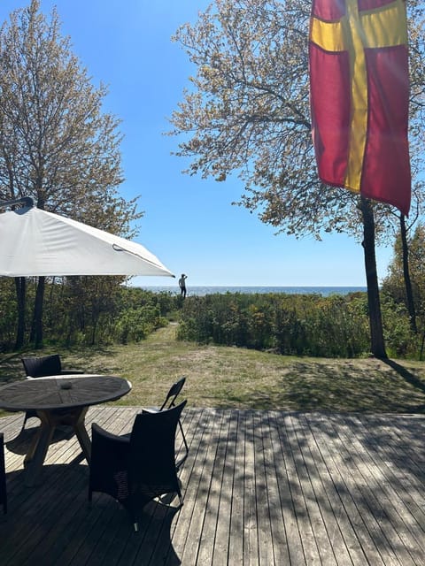 Patio, Day, Natural landscape, Summer, Sea view