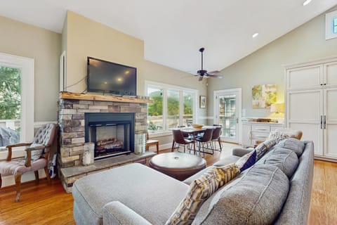 Lake Therapy House in Lake Lure