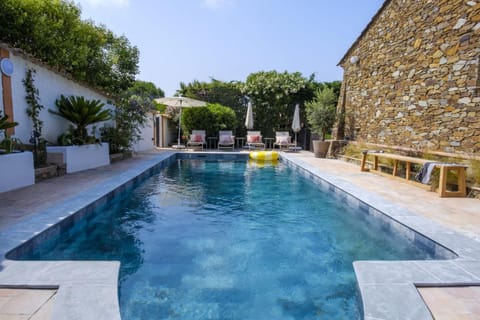 Lovely luxury villa with garden and private pool House in Sainte-Maxime