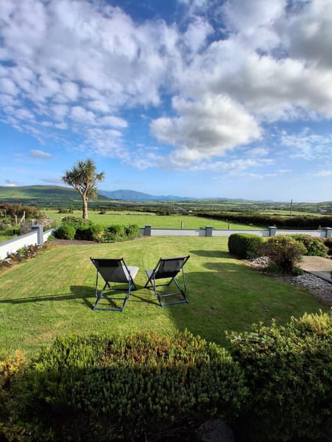 Natural landscape, Garden, sunbed