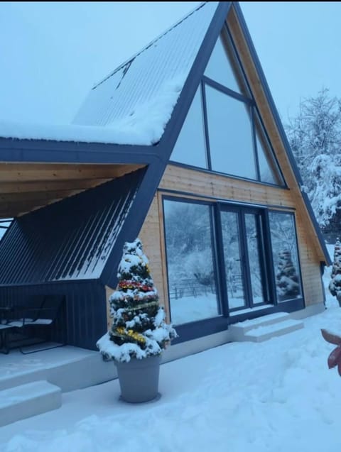 Panorama Pool Hills Villa in Novi Sad