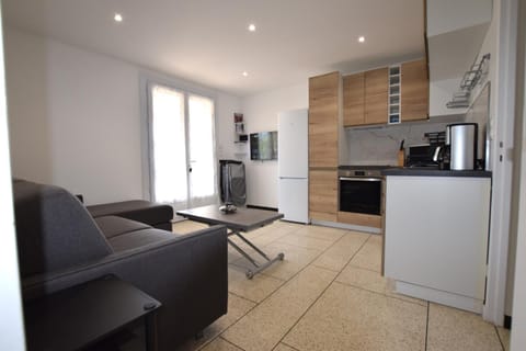 Living room, kitchen