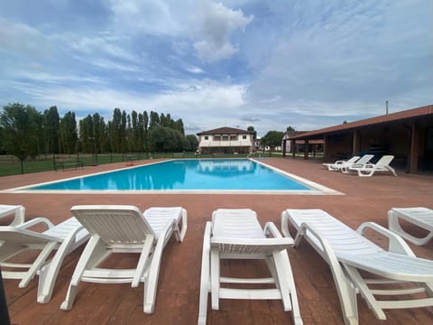 Day, Pool view, Swimming pool, Swimming pool, sunbed
