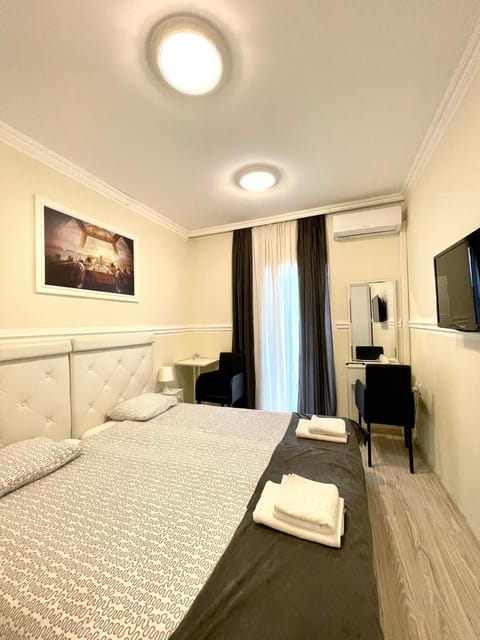 Villa Palace Hotel in Novi Sad