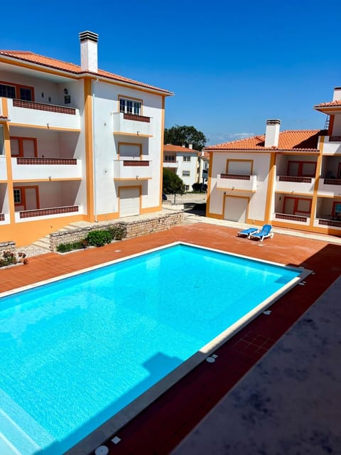 Apt T3 - Golf&Surf Praia Del Rei Apartment in Amoreira