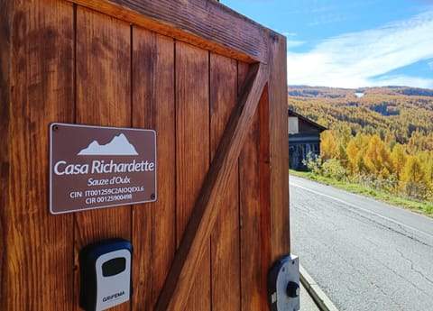 Casa Richardette Relax in the Woods Apartment in Sauze d'Oulx