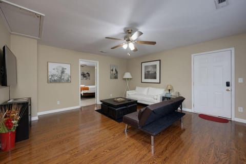 Belle Meade Haven, 15 Minutes from Broadway House in Nashville