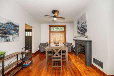 Historic Retreat Gateway House in Bellevue