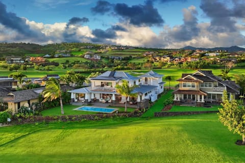 Hale Nani at Kukui ula - Luxe Family Hideaway with Poolside Living in Poipu House in Poipu