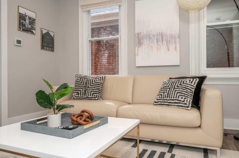 The LUXE Spot 1 House in Covington