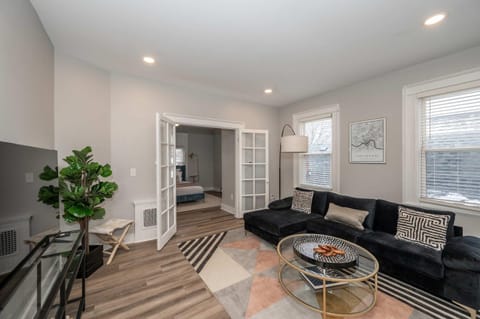 LUXE Spot 2 House in Covington