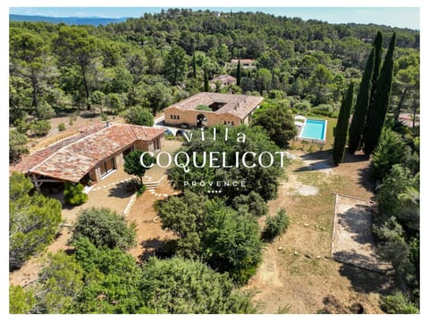Property building, Natural landscape, Bird's eye view, Swimming pool