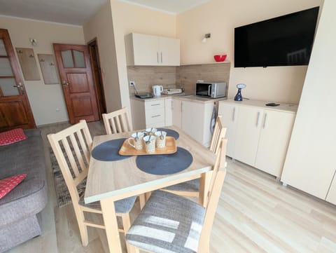 TV and multimedia, Kitchen or kitchenette, oven