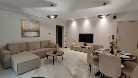 TV and multimedia, Living room, Dining area