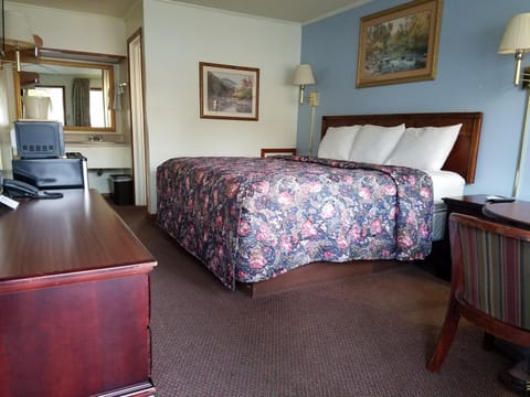 A Sapphire Inn Motel in Franklin