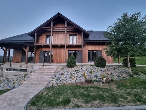 Property building, Day, Garden, Garden view