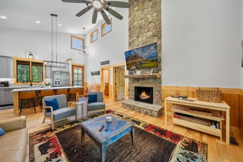 Buddys Cabin Cabin in Watauga