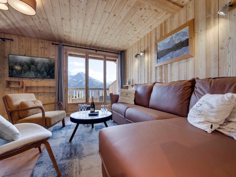 Triplex rénové Sud avec garage sécurisé à La Rosière - FR-1-690-33 Apartment in Montvalezan