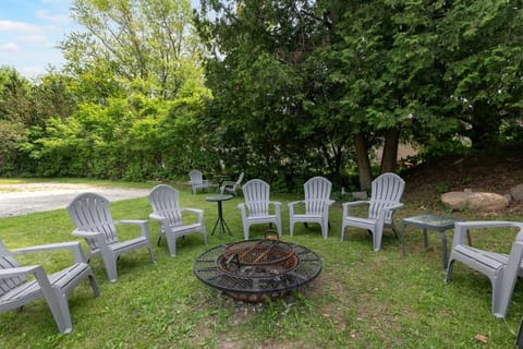 Holy Smokes, what a stay! Spacious church convert House in Sturgeon Bay