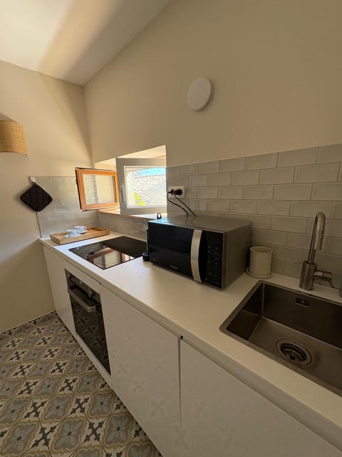 Charmant 2 pièces avec vue Mer au coeur du village Apartment in Cagnes-sur-Mer