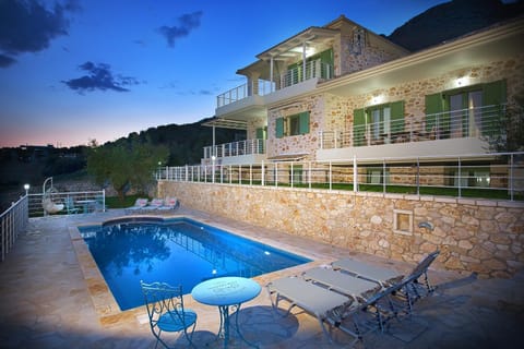 Natural landscape, Garden, Balcony/Terrace, Beach, Swimming pool