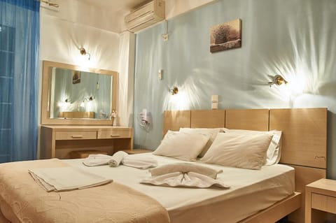 Night, Bedroom