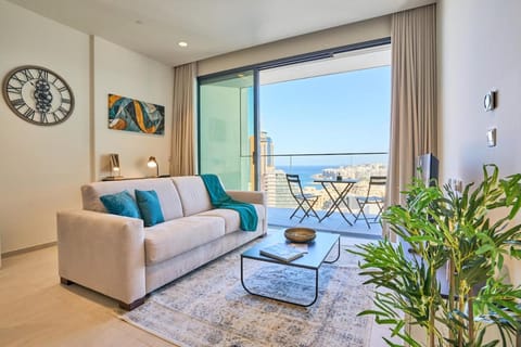 Balcony/Terrace, Living room, Seating area, Sea view