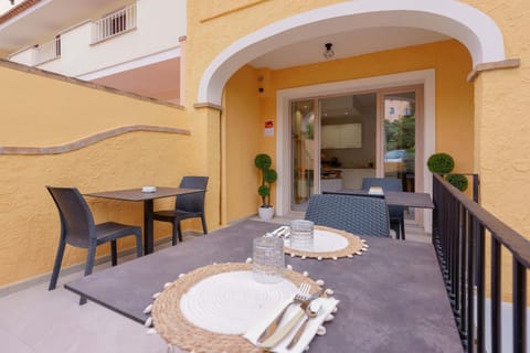 Property building, Balcony/Terrace