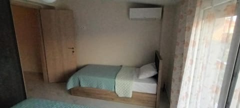 Twins house pool 2 House in Nikiti