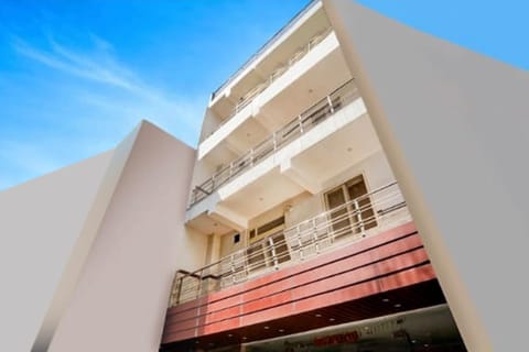 Property building, Day, View (from property/room), Balcony/Terrace