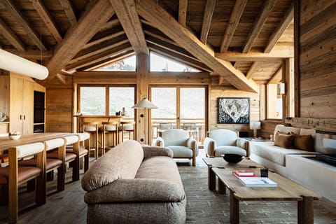 Communal lounge/ TV room, Living room, Seating area, fireplace, fireplace