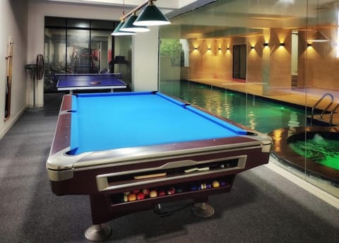 Billiard, Billiard, Game Room, Table tennis, Swimming pool, Swimming pool