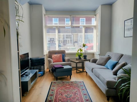 Living room, Seating area, Evening entertainment
