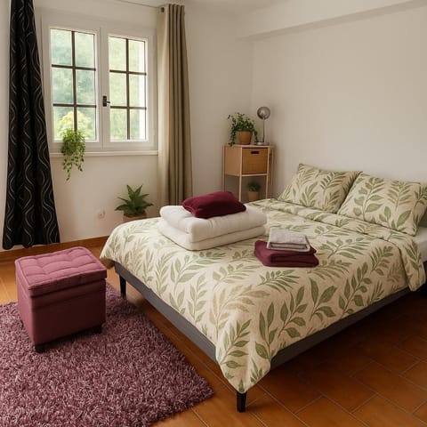 Bed, Bedroom